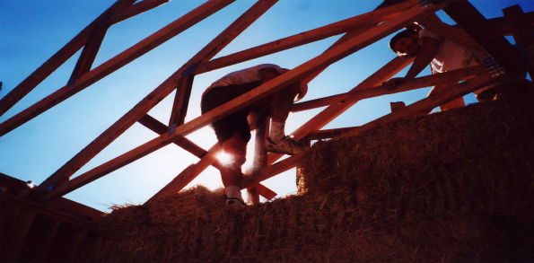 Roof truss Installation, Vega House. Scotts Valley, CA, Spring, 2001. photo credits: Selene and Rene Vega